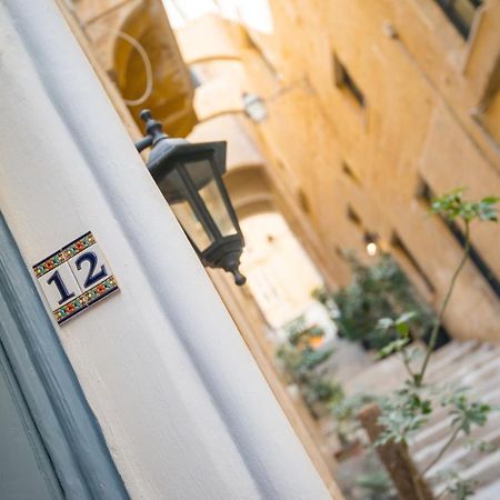 Valletta Most Central Studio Apartment 16Th-Century Building Bagian luar foto