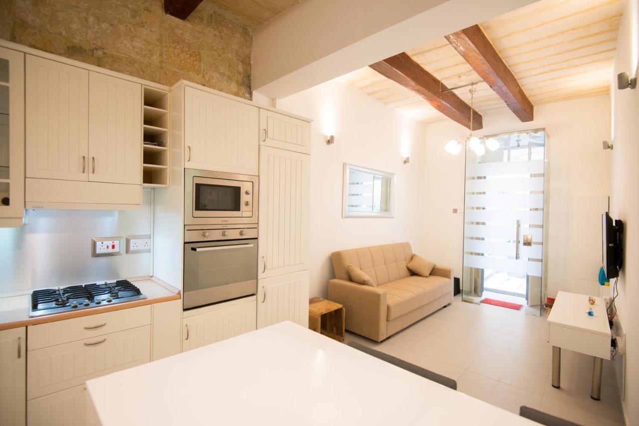 Valletta Most Central Studio Apartment 16Th-Century Building Bagian luar foto